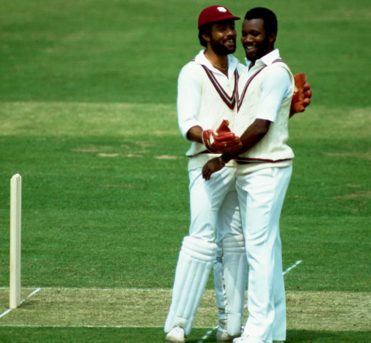 Dujon and Marshall Dujon and Marshall, along with Richards, bowed out of Test cricket together in 1991